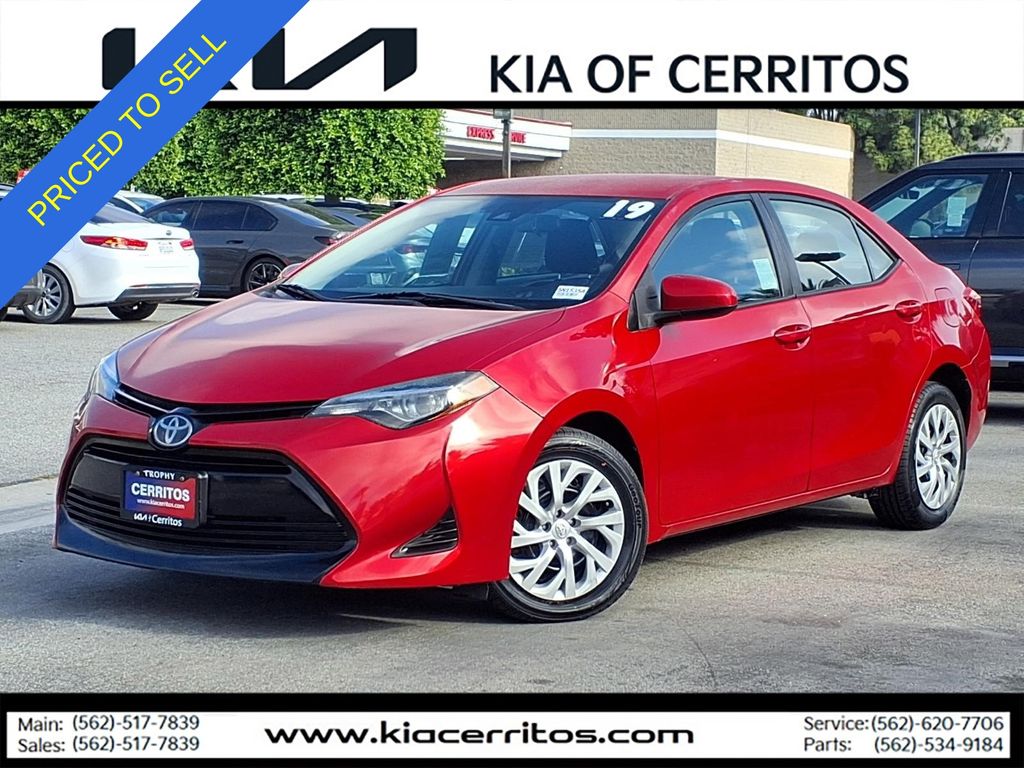 Barcelona Red Metallic 2019 Toyota Corolla LE Sedan Front-Wheel Drive Continuously Variable Transmission