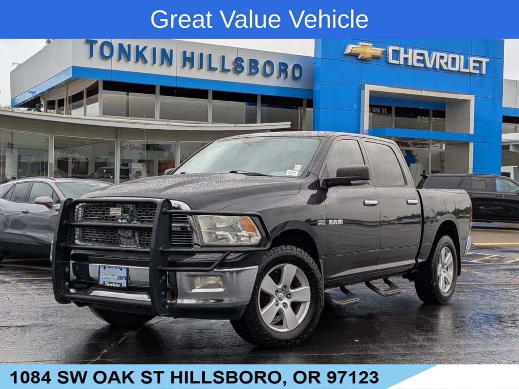 Brilliant Black Crystal Pearlcoat 2010 Dodge RAM 1500 SLT Crew Cab 4WD Pickup Truck Four-Wheel Drive 5-Speed Automatic