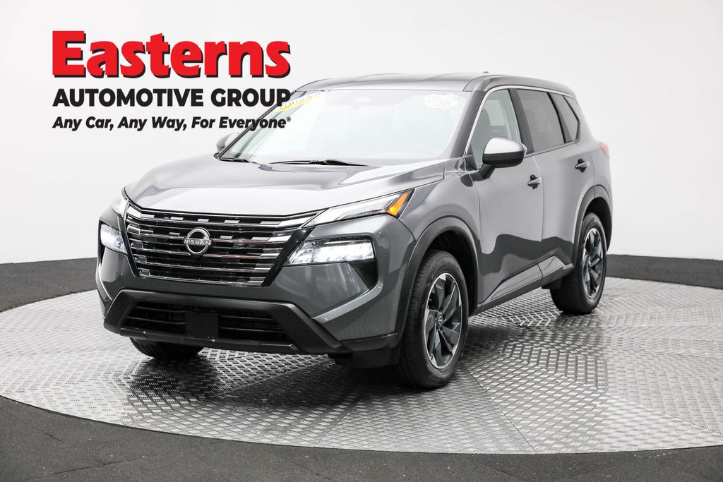 2024 Nissan Rogue SV's photo