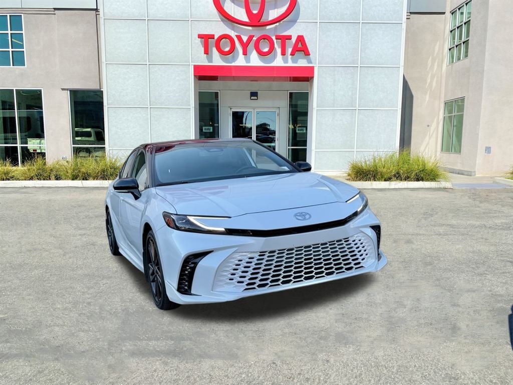 2025 Toyota Camry XSE FWD