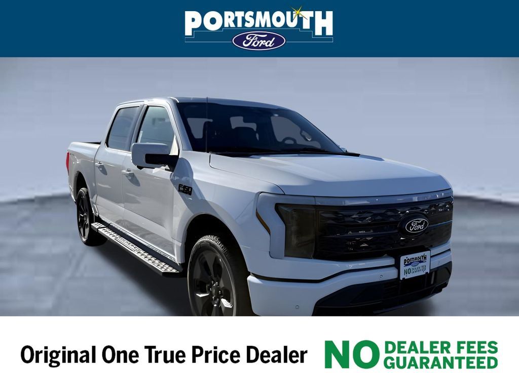 Star White Metallic Tri-Coat 2025 Ford F-150 Lightning Platinum SuperCrew AWD Pickup Truck All-Wheel Drive Automatic