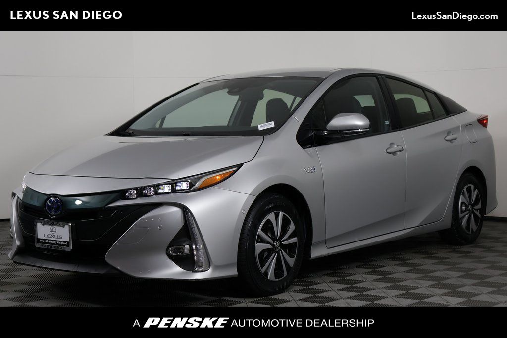 2017 Toyota Prius Prime Advanced -
                San Diego, CA