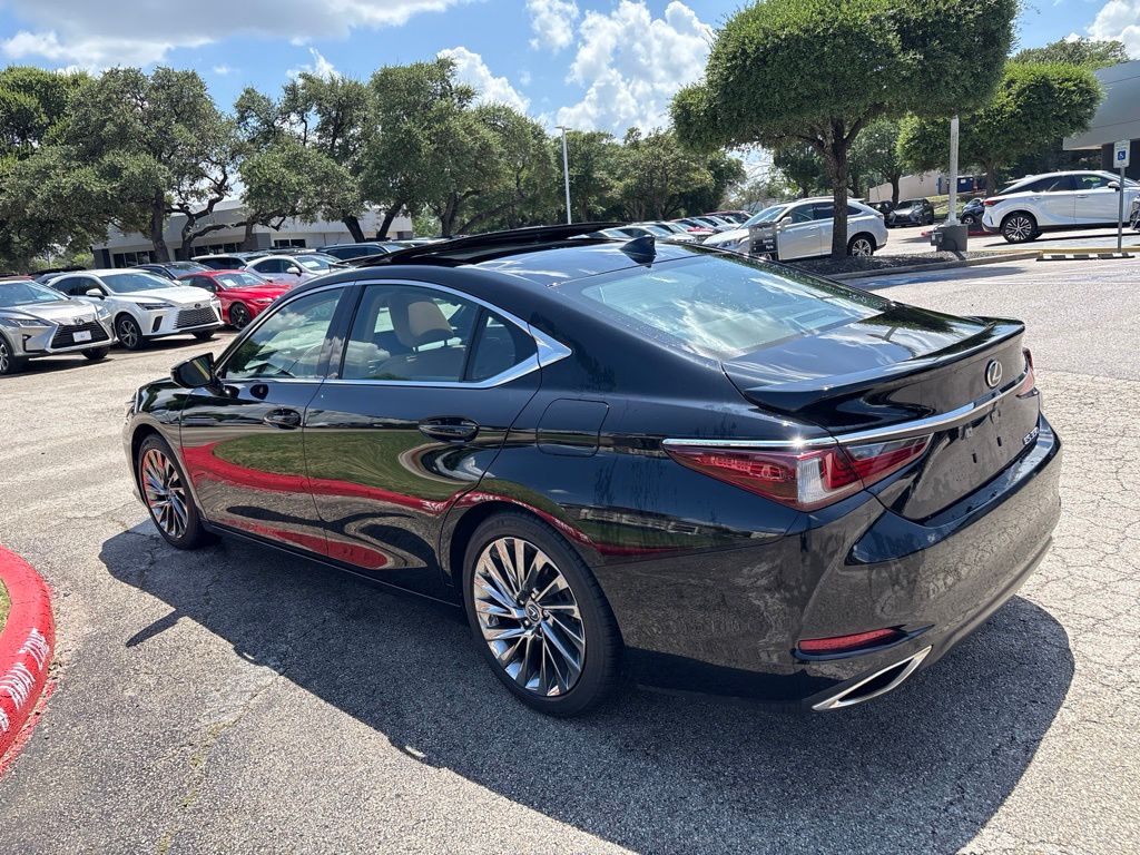 Thumbnail: 2024 Lexus ES - 3