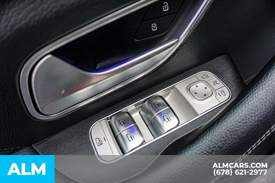Used 2025 Black Mercedes-Benz GLE 350 image 50