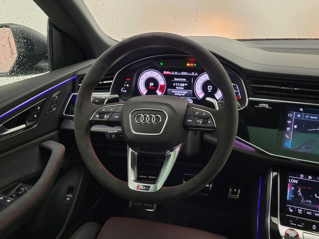 Thumbnail: 2026 Audi RS Q8 - 22