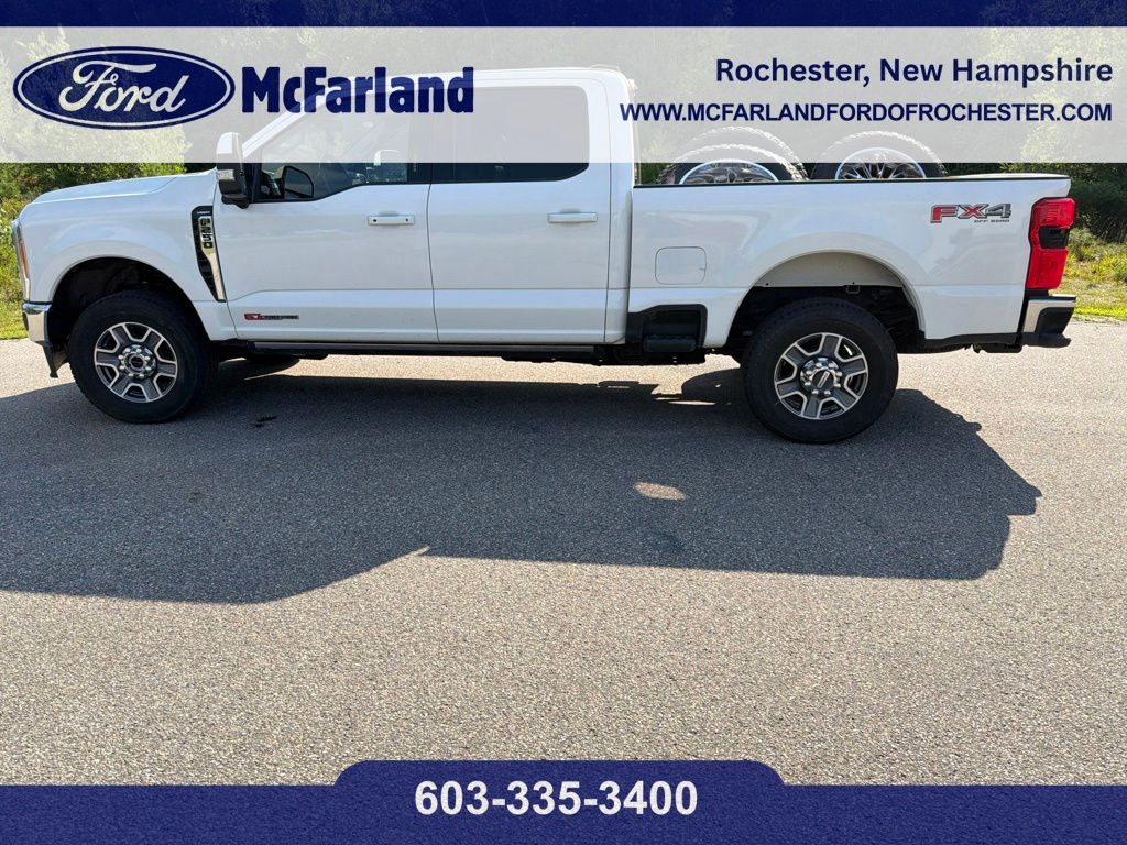 White Metallic 2023 Ford F-250 Super Duty Pickup Truck Four-Wheel Drive Automatic