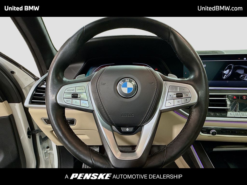 Thumbnail: 2021 BMW X7 - 6
