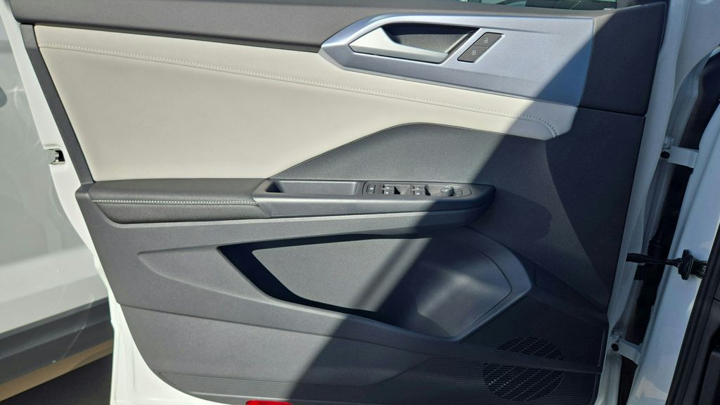 2026 Volkswagen Taos