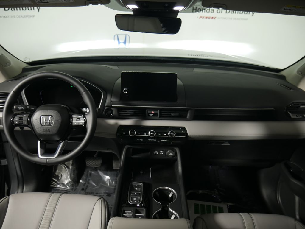 Thumbnail: 2024 Honda Pilot - 11