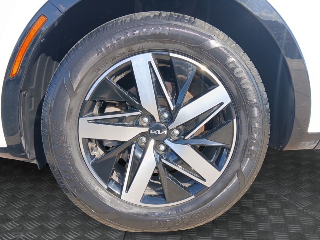 Used Car 2022 Kia Sorento  S For Sale Under $25,000 In Austin, Texas
