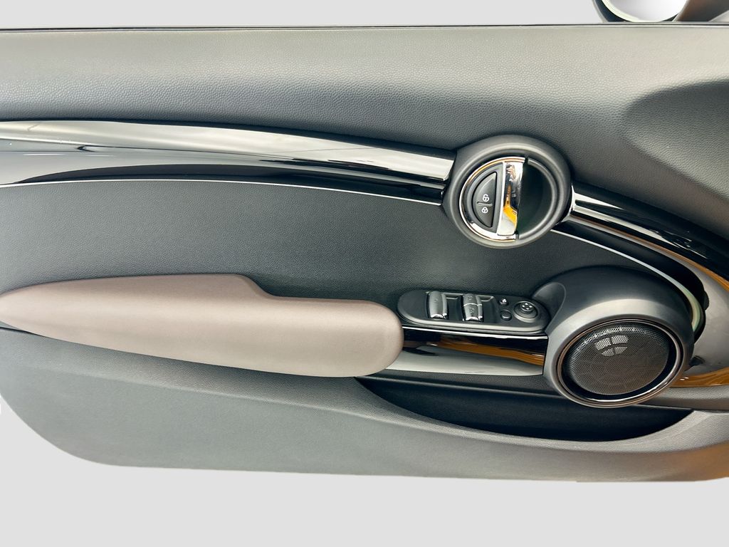 Thumbnail: 2016 MINI Cooper - 20