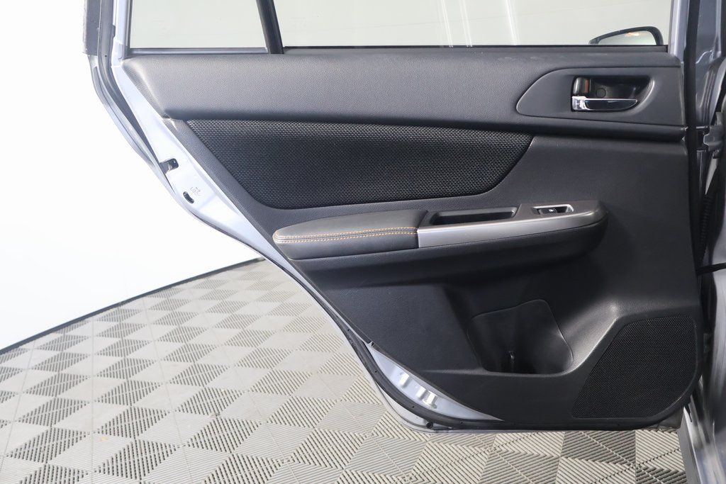 2016 Subaru Crosstrek Premium 12
