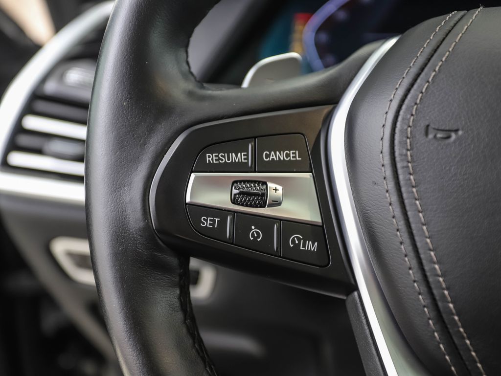 2021 BMW X5 xDrive40i 12