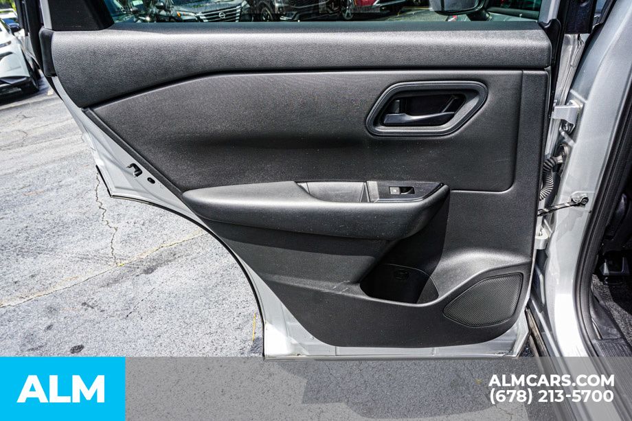 Used 2024 Silver Nissan S image 46