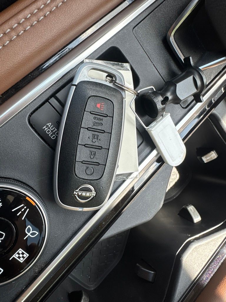 2023 Nissan Pathfinder Platinum Gray at South Hills Kia