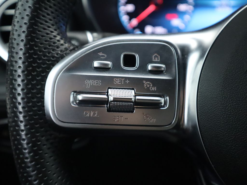 Thumbnail: 2022 Mercedes-Benz GLC - 11