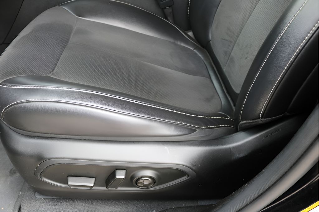 Used Car 2023 Jeep Grand Cherokee  Altitude X For Sale Under $30,000 In Austin, Texas