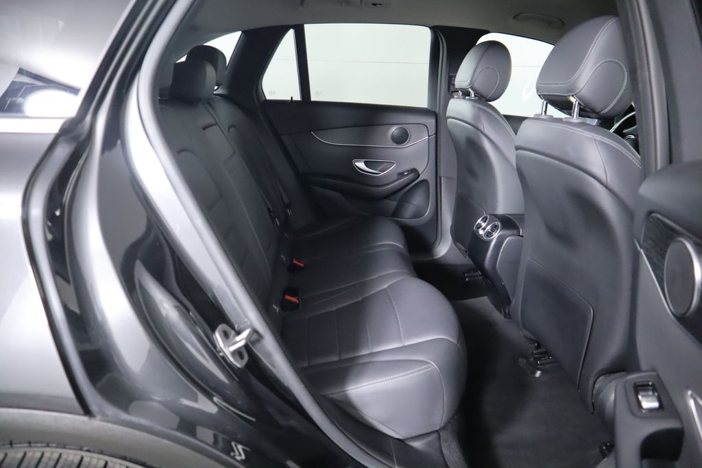 2022 Mercedes-Benz GLC 300 22
