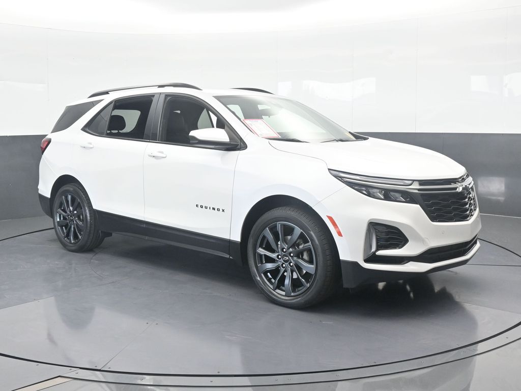 Used 2023 Iridescent Pearl Tricoat Chevrolet RS image 8