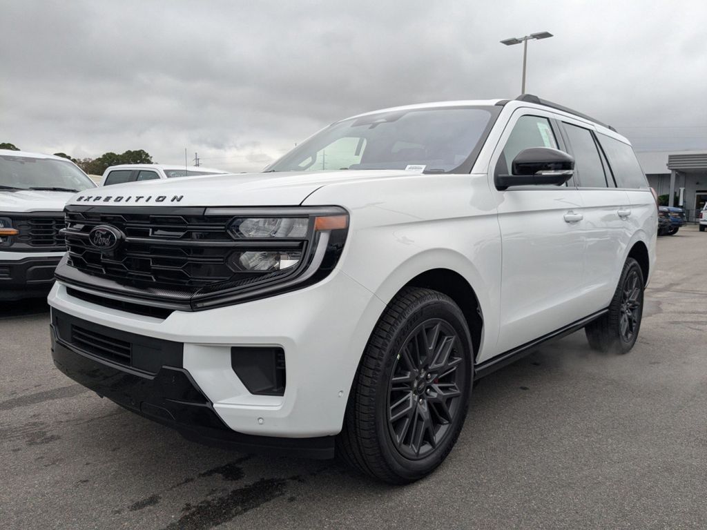 2025 Ford Expedition Platinum