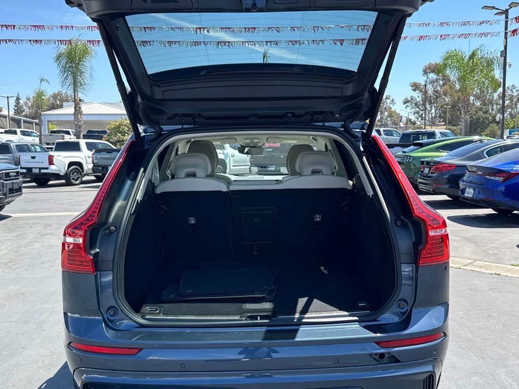 Used 2023 Volvo XC60 SUV