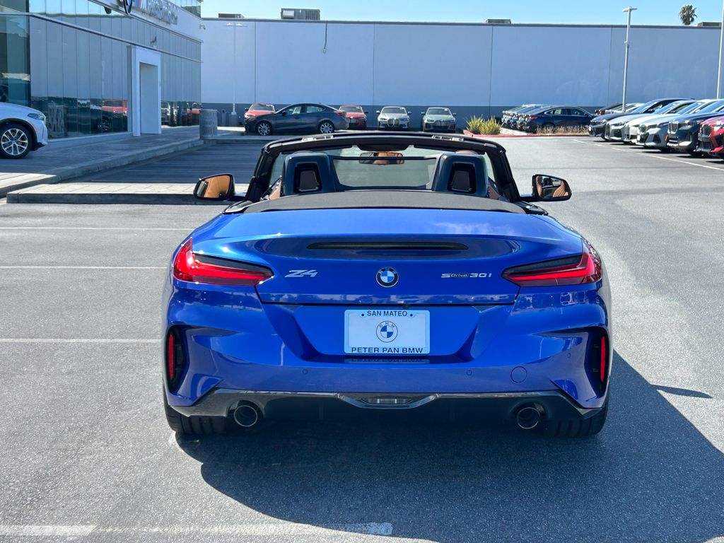 Thumbnail: 2026 BMW Z4 - 4