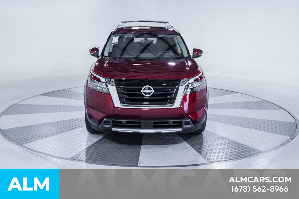 Used 2025 Red Nissan Platinum image 15