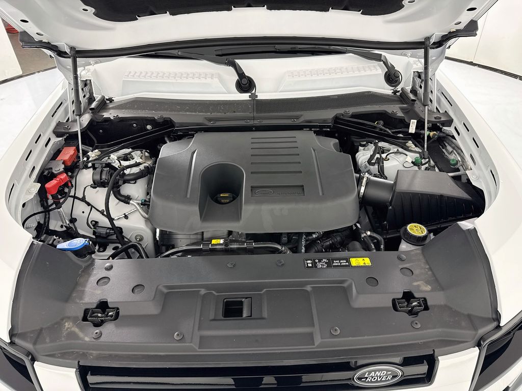 Thumbnail: 2026 Land Rover Defender - 31