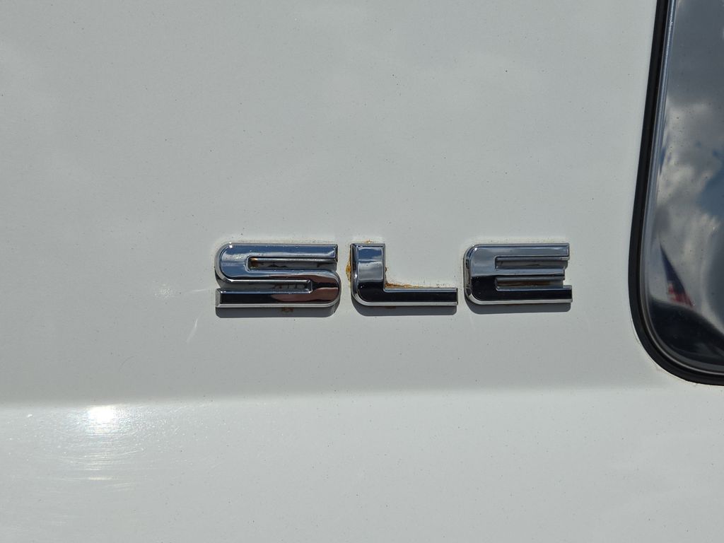 2019 GMC Yukon XL SLE White at Bayway Cadillac of The Woodlands