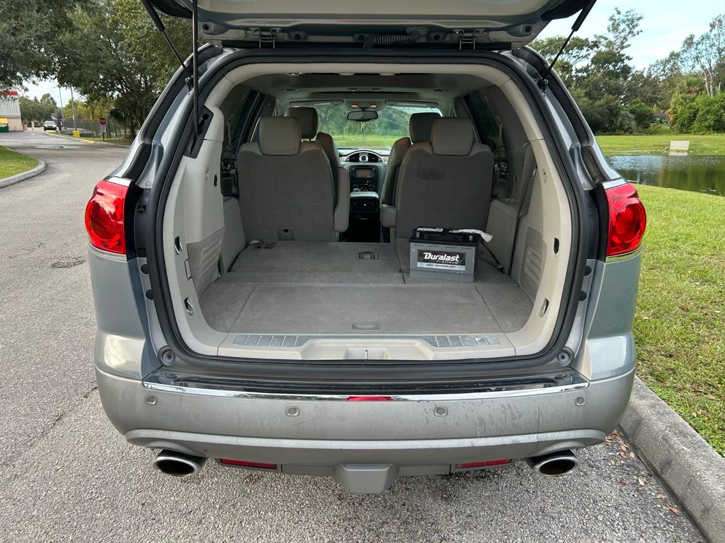Thumbnail: 2008 Buick Enclave - 10
