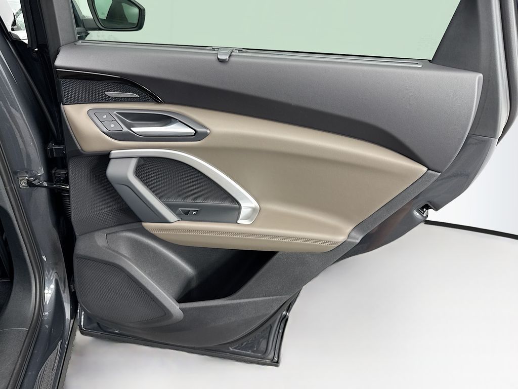 Thumbnail: 2025 Audi Q5 - 27