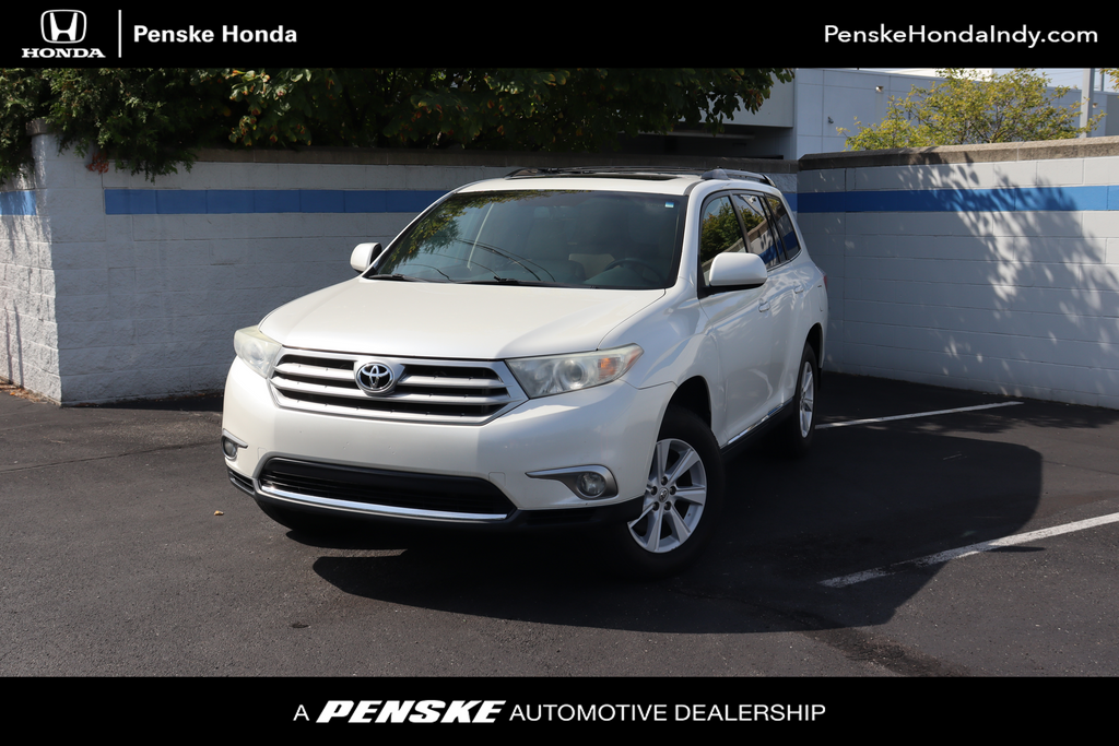 2013 Toyota Highlander Plus -
                Indianapolis, IN