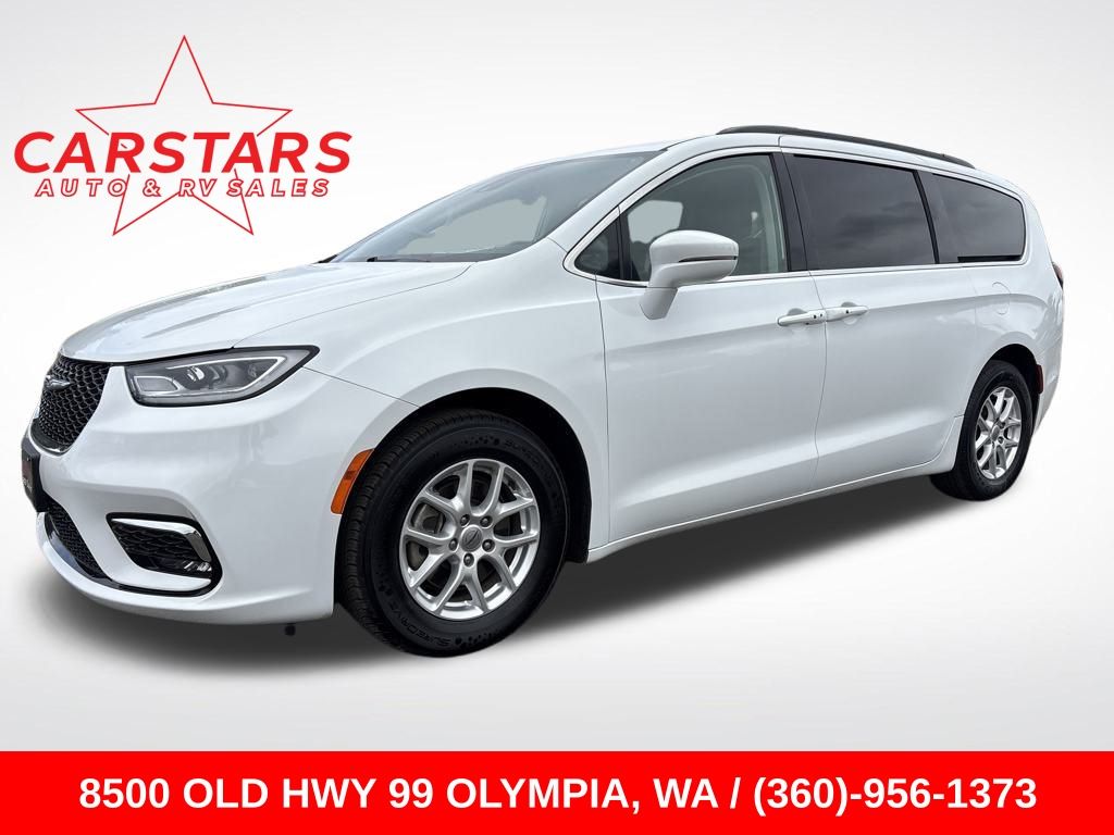 2022 Bright White Clearcoat Chrysler Pacifica Touring L Van
