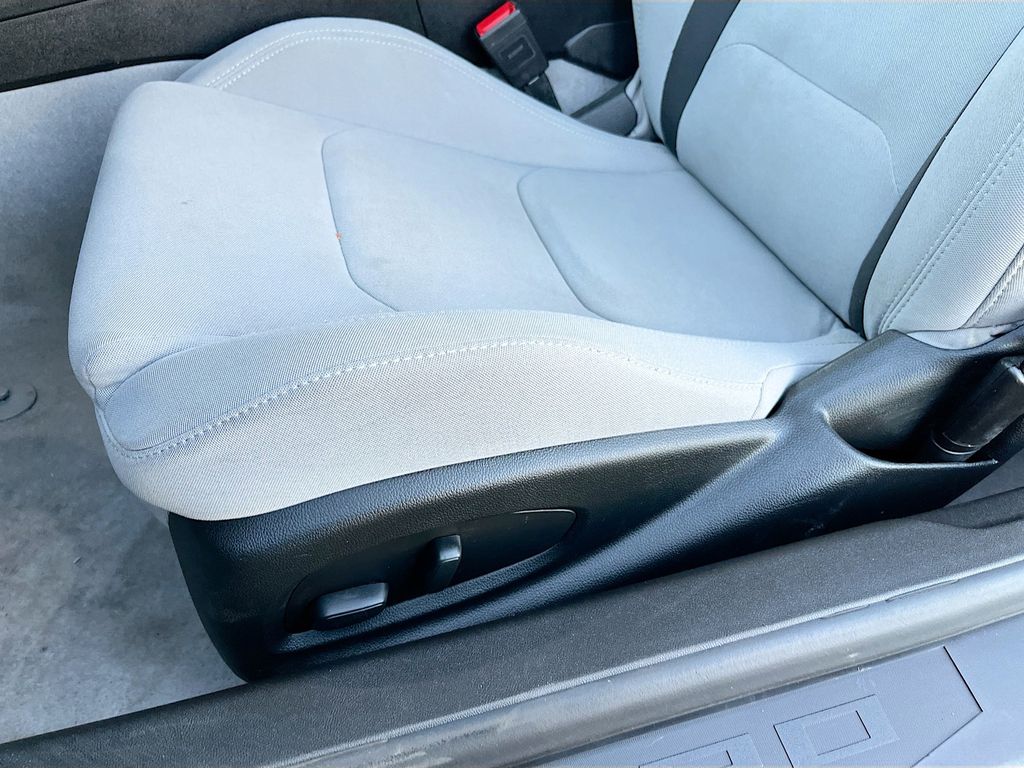 Used 2023 Gray Chevrolet LT1 image 19