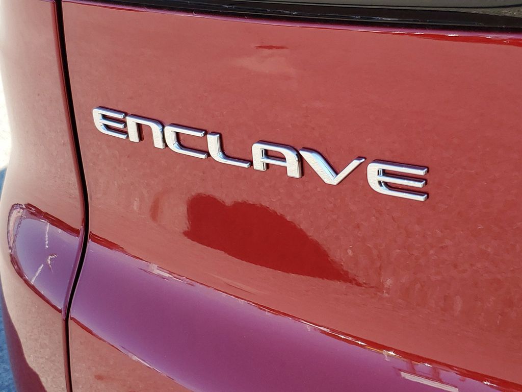 2025 Buick Enclave Preferred 8