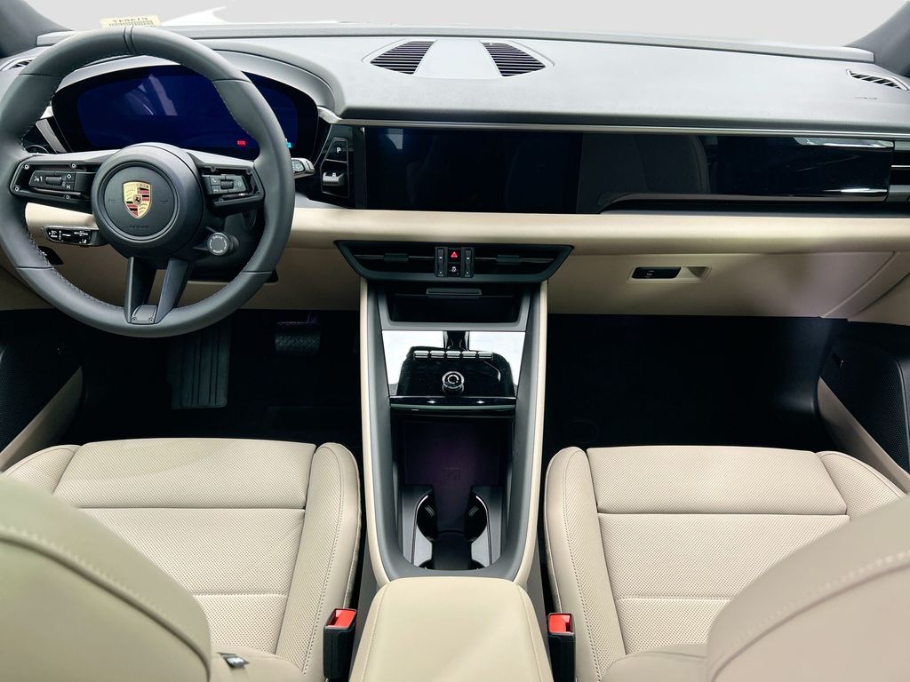 Thumbnail: 2025 Porsche Macan - 16