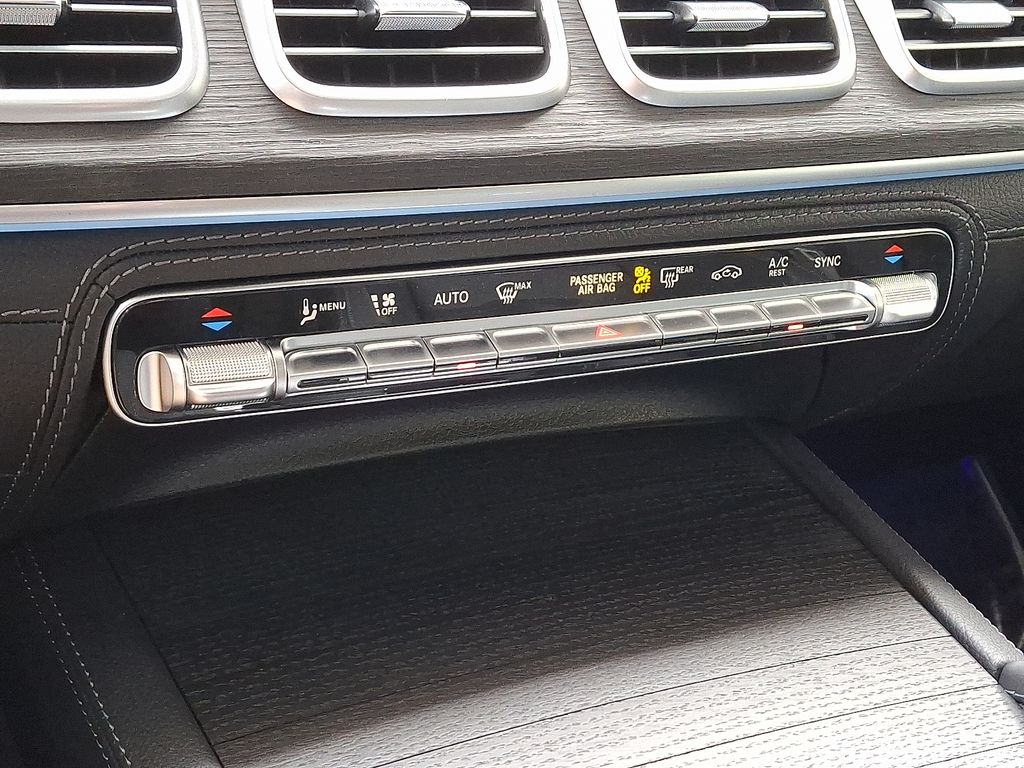 Thumbnail: 2026 Mercedes-Benz GLE - 12