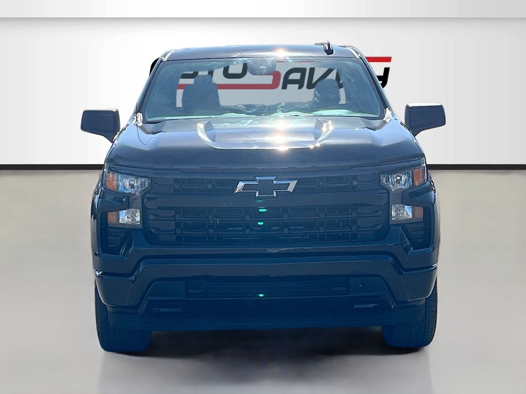 Used 2025 Black Chevrolet Custom image 2