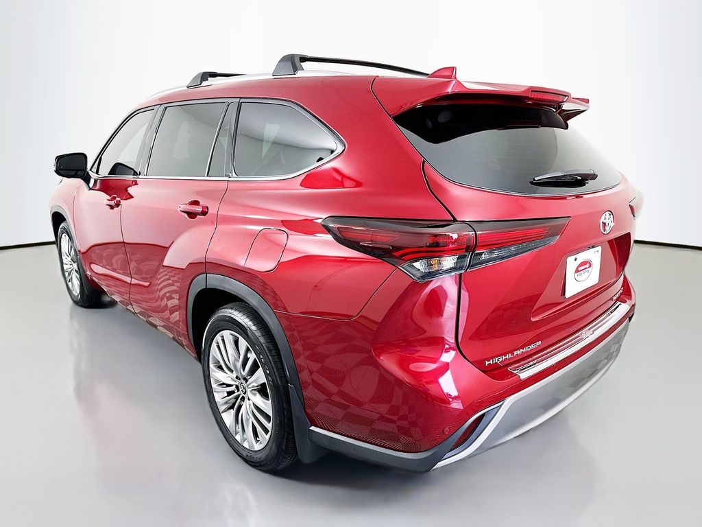 Thumbnail: 2026 Toyota Highlander - 7