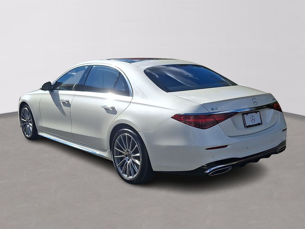 Thumbnail: 2022 Mercedes-Benz S-Class - 6