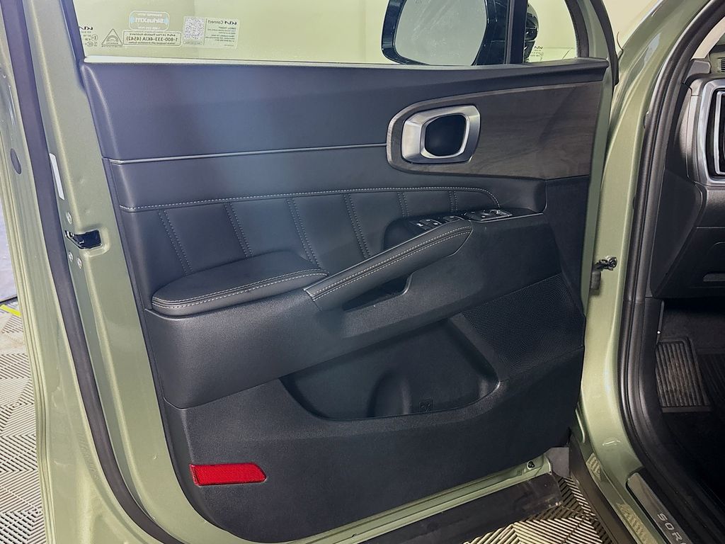 2025 Kia Sorento X-Line SX