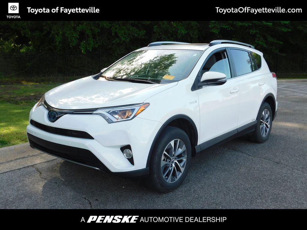 2018 Toyota RAV4 XLE -
                Fayetteville, AR
