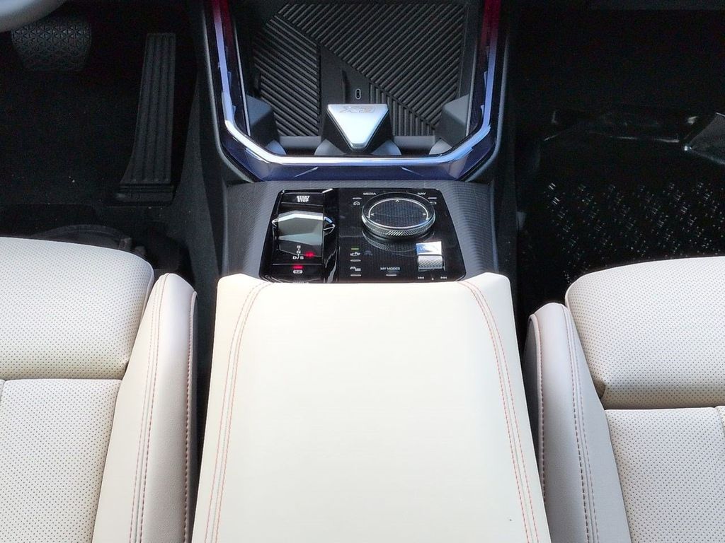New 2026 Blue BMW 30 xDrive image 19