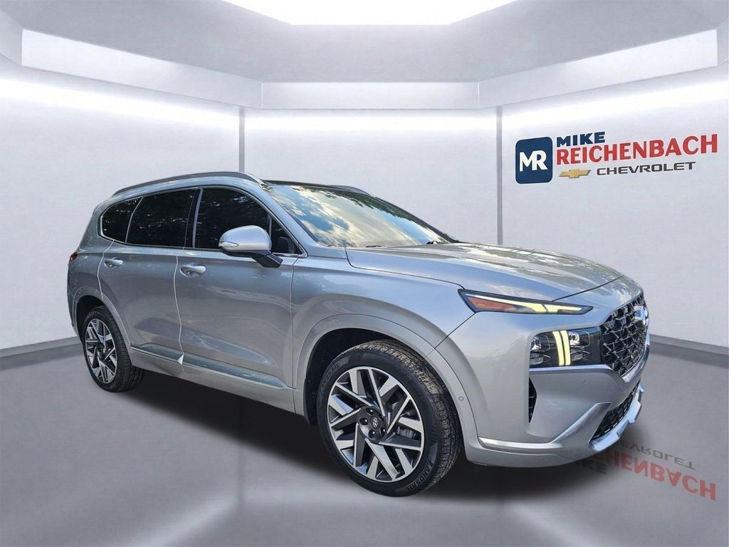Shimmering Silver Pearl 2023 Hyundai Santa Fe SUV / Crossover Front-Wheel Drive Automatic