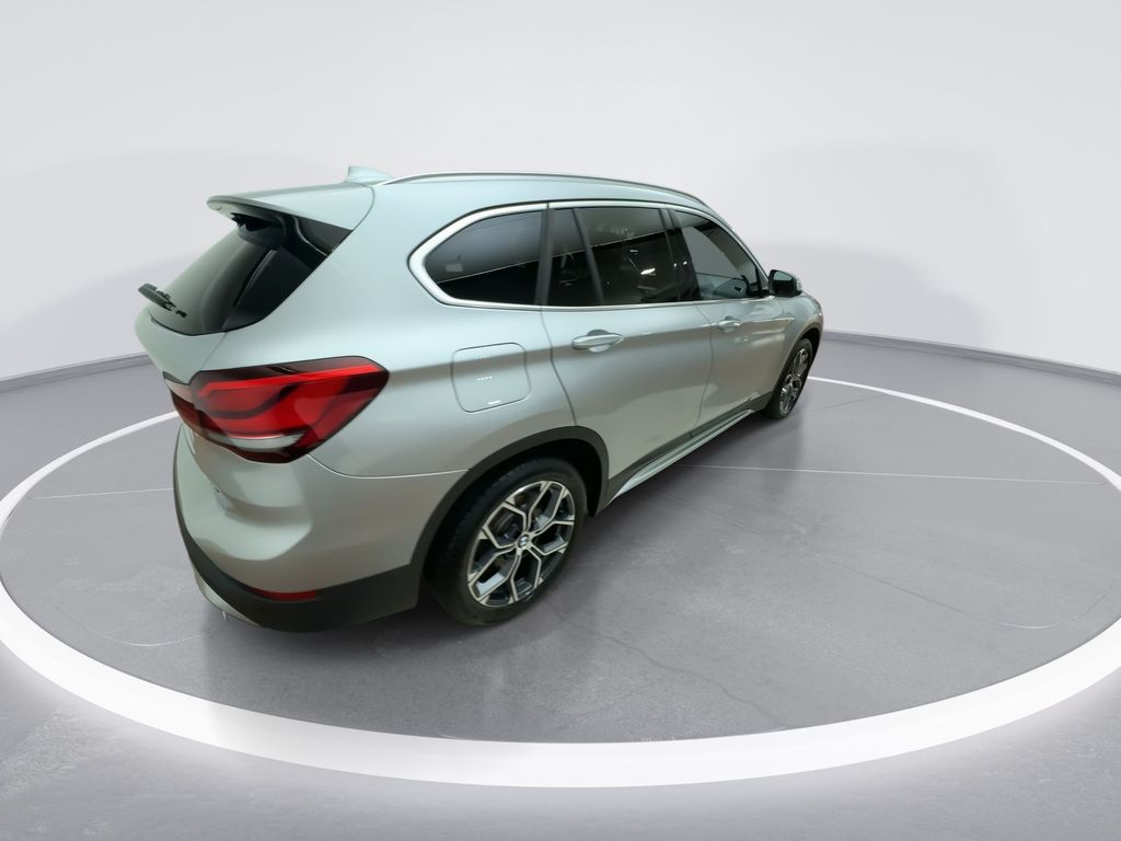 2021 BMW X1 xDrive28i 8