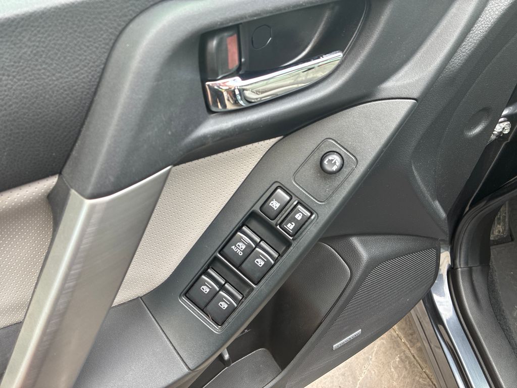 Used 2015 Gray Subaru 2.5i Touring image 23
