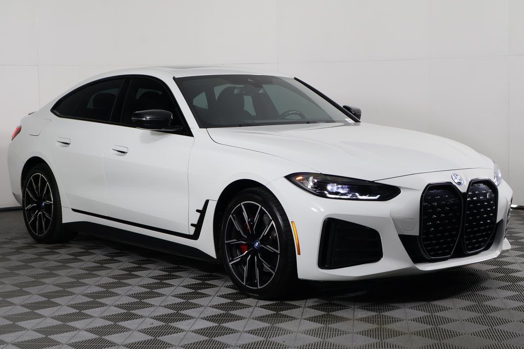 Thumbnail: 2023 BMW i4 - 3