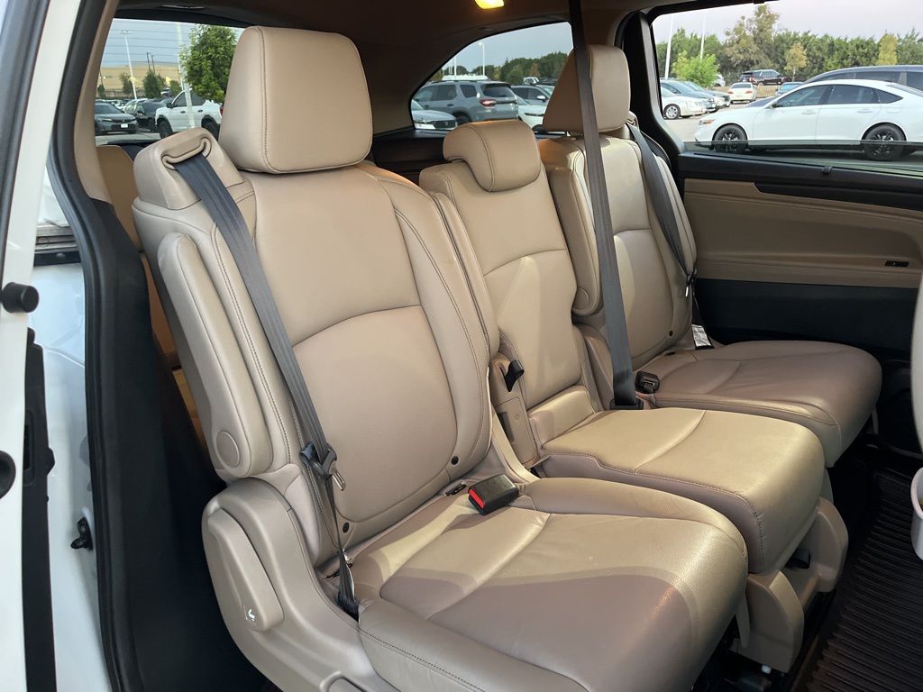 Thumbnail: 2023 Honda Odyssey - 27