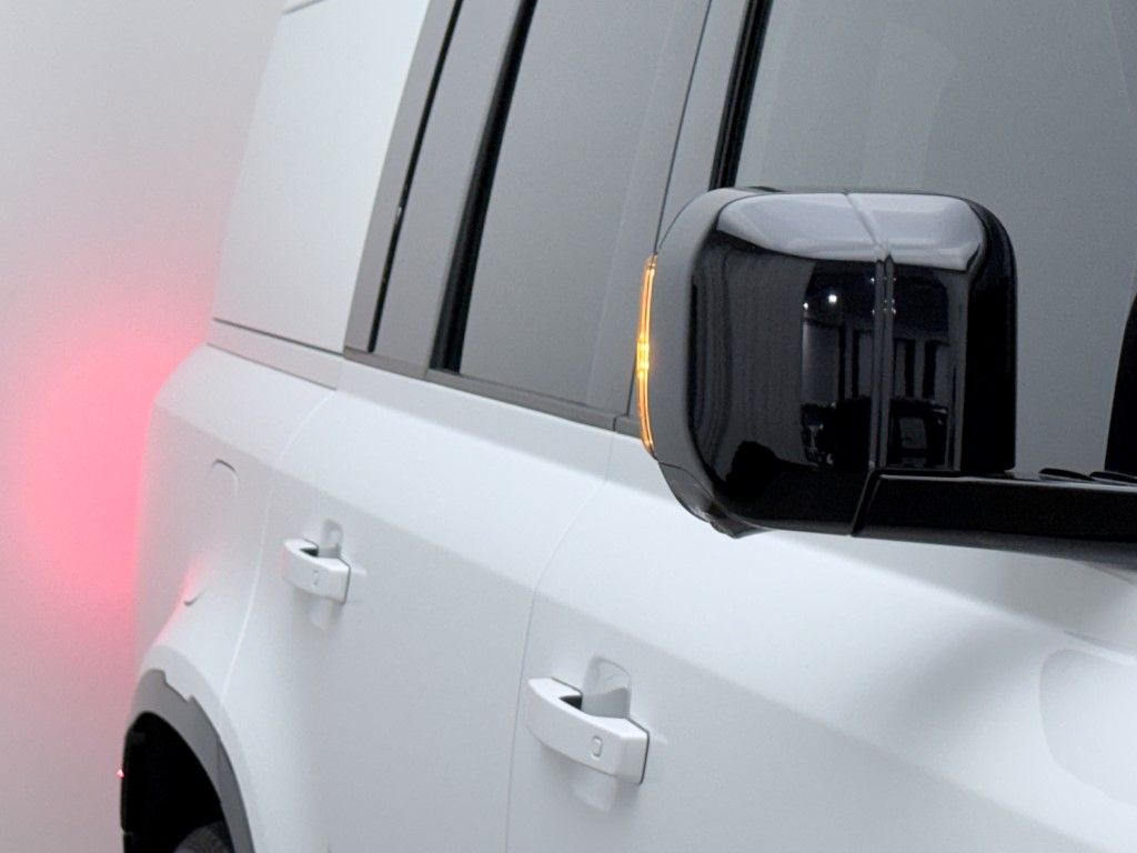 Thumbnail: 2024 Land Rover Defender - 3