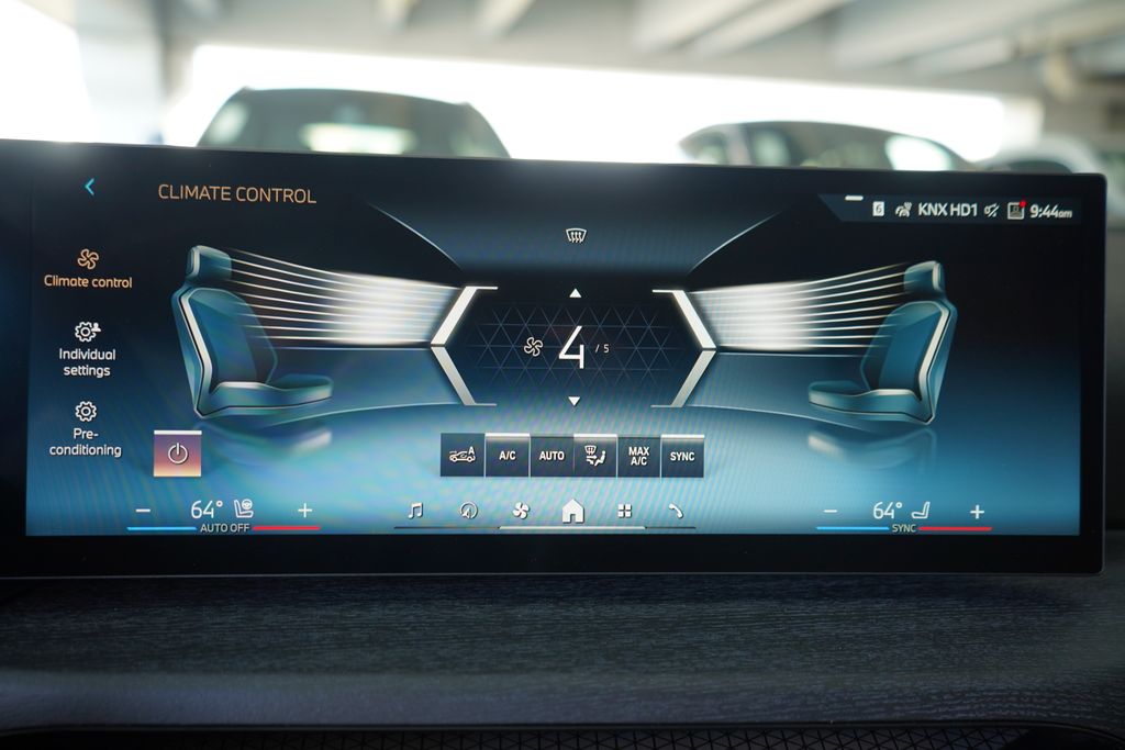 Thumbnail: 2026 BMW 3 Series - 17